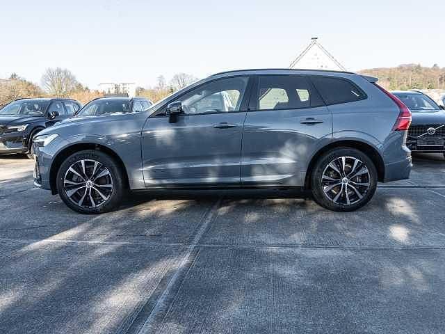 Gebraucht Volvo XC60 Plus 197 PS (144 kW) 2023 Grau SUV
