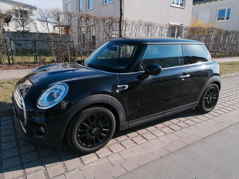 Schwarz Gebraucht 2017 Mini ONE Kleinwagen | 11.990 € (Fairer Preis) - Bild 1/4