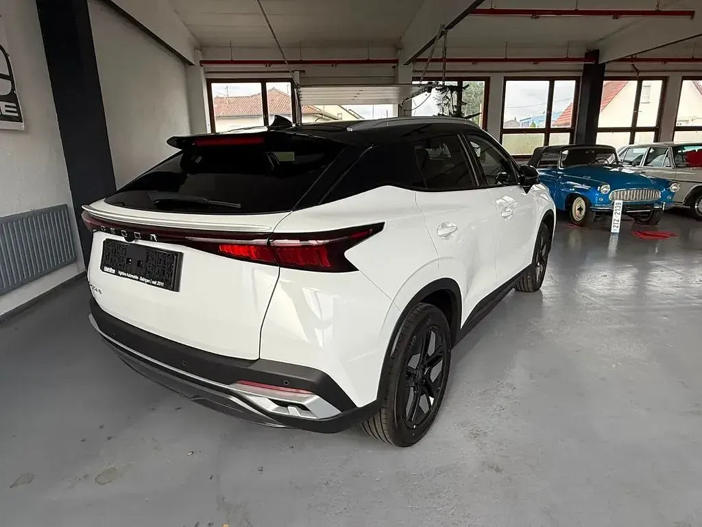 Neu Omoda 5 147 PS (108 kW) 2026 Weiß SUV