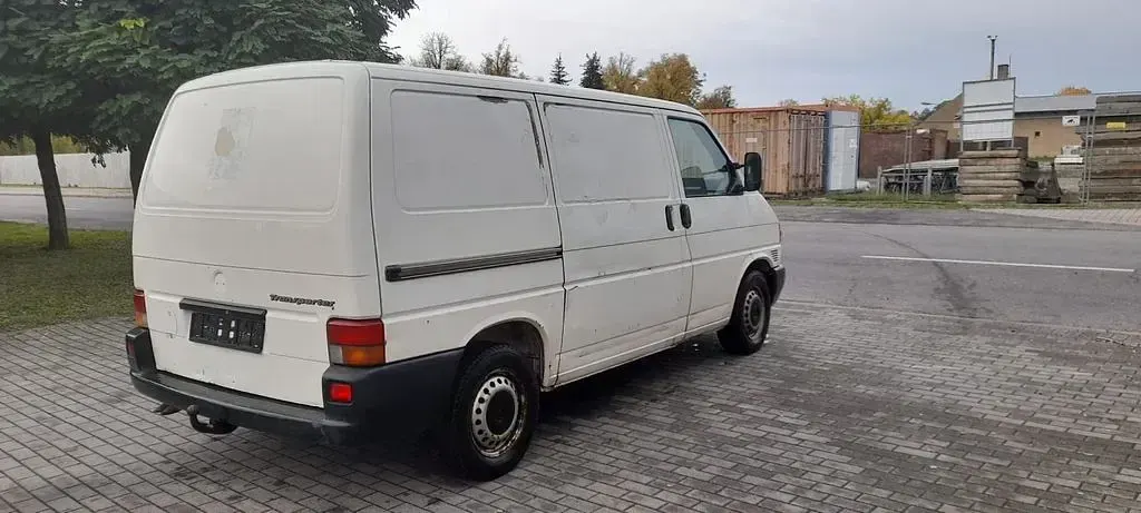 Second-hand VW Transporter 88 CP (64 kW) 2002 Gri Van