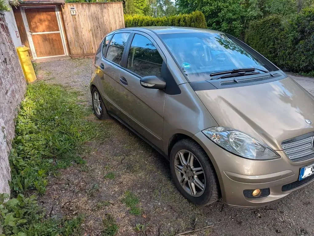 Gebraucht Mercedes A170 Classic 116 PS (85 kW) 2008 Beige Van / Kleinbus