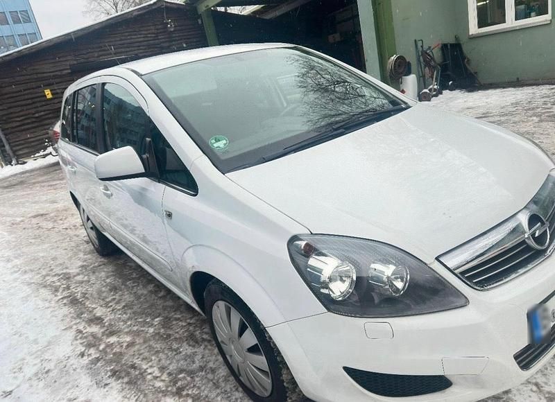 Gebraucht Opel Zafira 125 PS (91 kW) 2011 Weiß Van / Kleinbus