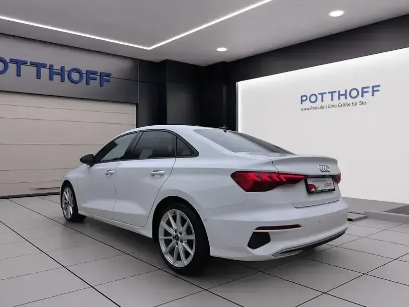 Gebraucht Audi A3 Advanced 150 PS (110 kW) 2024 Ibisweiß Limousine