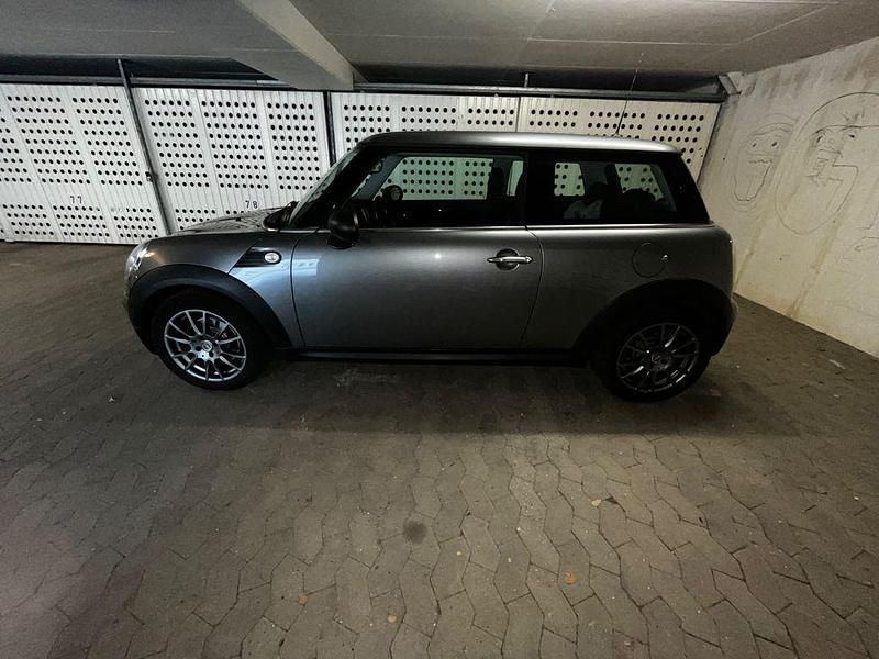 Gebraucht Mini ONE 75 PS (55 kW) 2010 Grau Kleinwagen