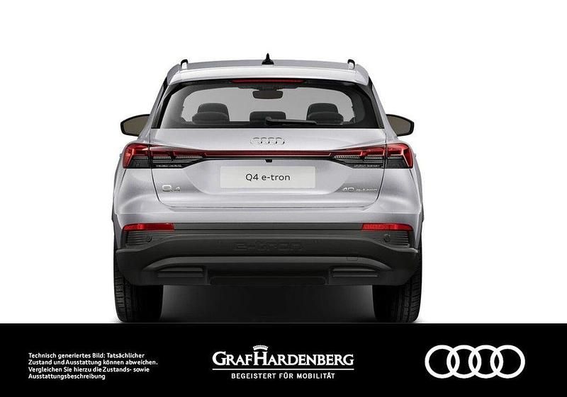 Gebraucht Audi Q4 e-tron Comfort 150 kW (204 PS) 2023 Silber SUV