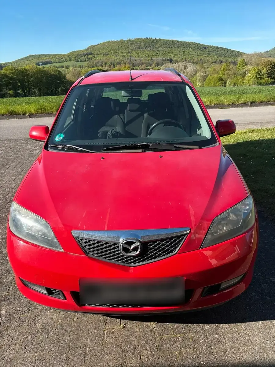 Gebraucht Mazda 2 80 PS (58 kW) 2003 Rot Kleinwagen