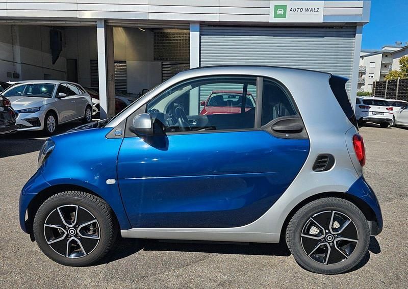 Gebraucht Smart ForTwo Coupé Passion 60 kW (82 PS) 2021 Tridion sicherheitszelle in co Kleinwagen