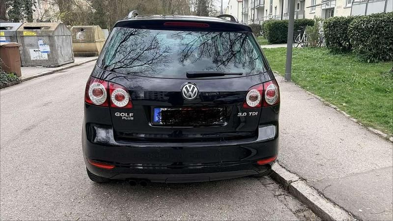 Gebraucht VW Golf VI Team 140 PS (102 kW) 2010 Schwarz Kleinwagen
