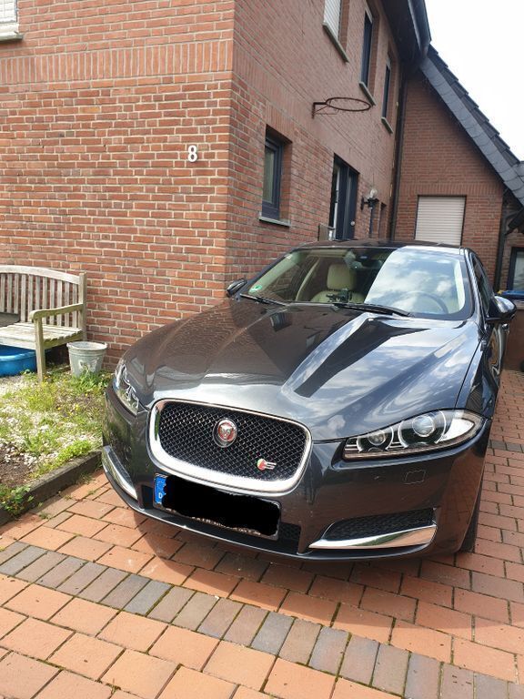 Gebraucht Jaguar XF S 275 PS (202 kW) 2015 Schwarz Limousine