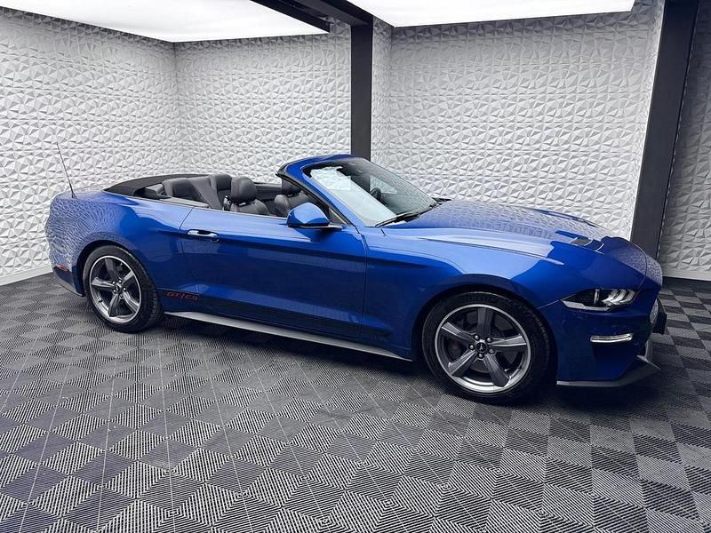 Gebraucht Ford V8 449 PS (330 kW) 2024 Blau Cabrio