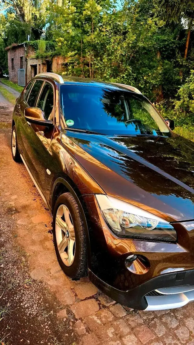 Gebraucht BMW X1 143 PS (105 kW) 2010 Braun SUV