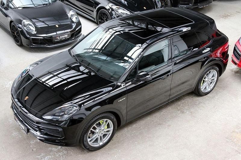 Schwarz Gebraucht 2019 Porsche Cayenne SUV | 61.490 € (Superpreis) - Bild 1/4