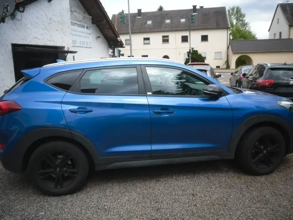 Gebraucht Hyundai Tucson Passion 177 PS (130 kW) 2018 Blau SUV
