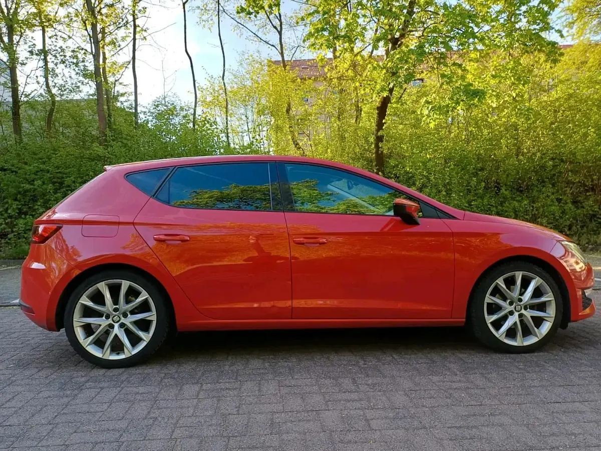 Gebraucht Seat Leon FR 150 PS (110 kW) 2014 Rot Limousine