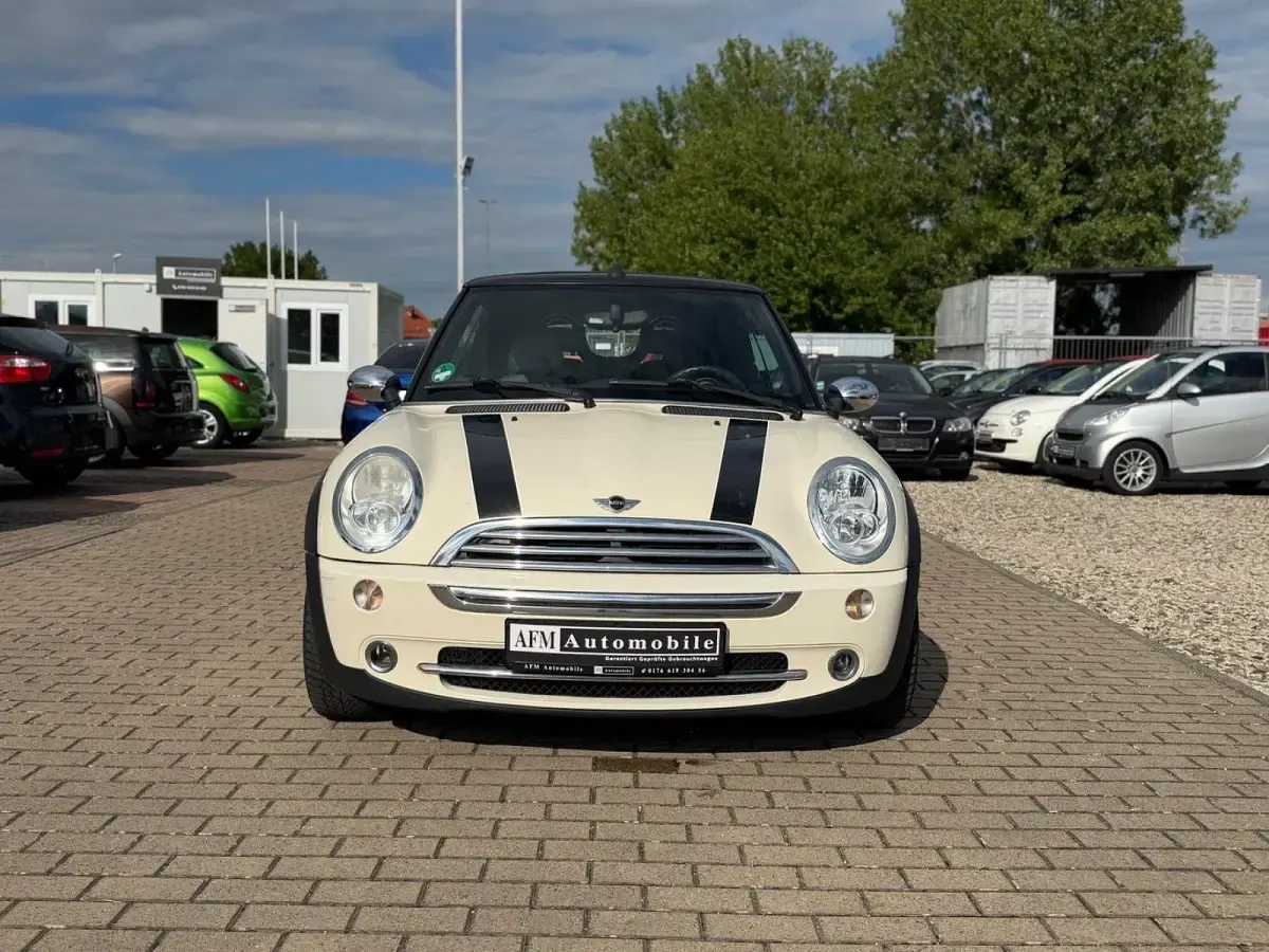 Gebraucht Mini Cooper Cabriolet Chili 116 PS (85 kW) 2008 Weiß Cabrio