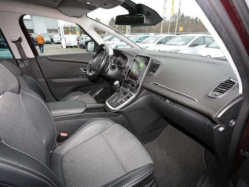 Gebraucht Renault Scenic E-Tech Intens 140 PS (102 kW) 2021 Rot npn + schwarz gne SUV