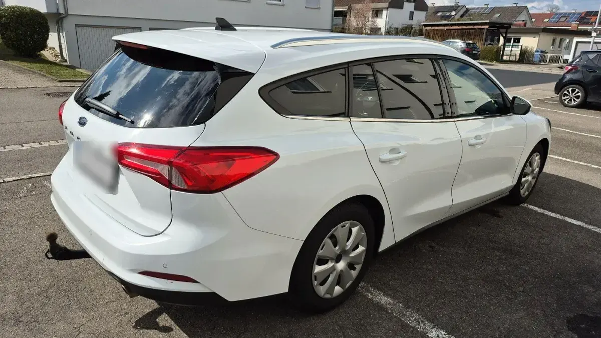 Używany Ford Focus 120 KM (88 kW) 2020 Biały Kombi