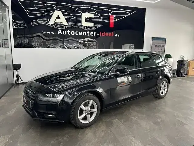 Gebraucht Audi A4 Ambiente 177 PS (130 kW) 2012 Phantomschwarz perleffekt Kombi