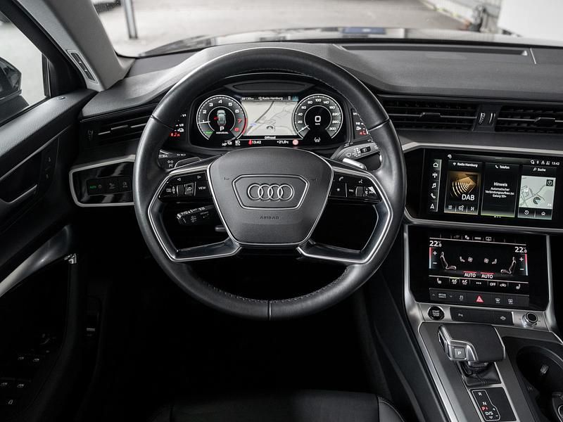 Gebraucht Audi A6 Premium 299 PS (219 kW) 2022 Blau Kombi