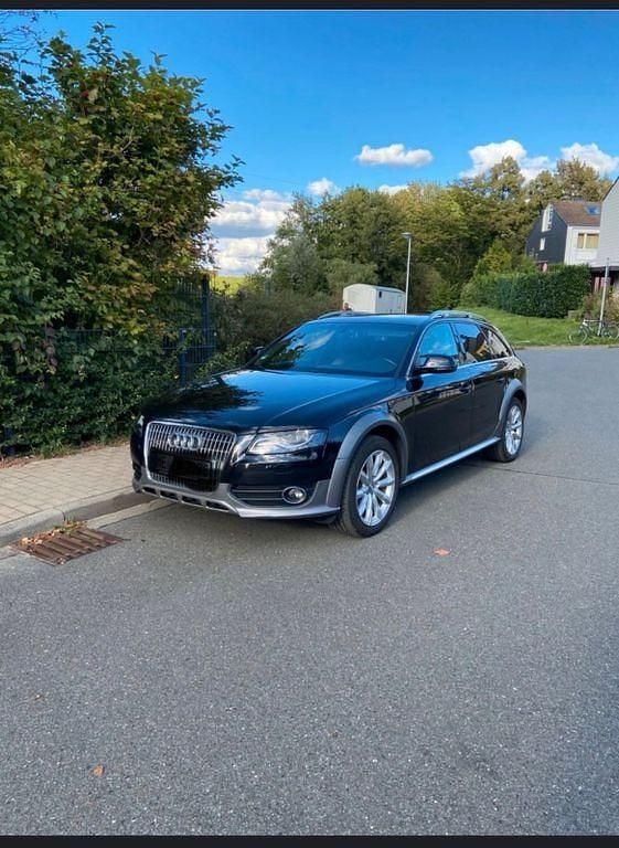 Schwarz Gebraucht 2011 Audi A4 Allroad Kombi | 12.800 € (Fairer Preis) - Bild 1/4