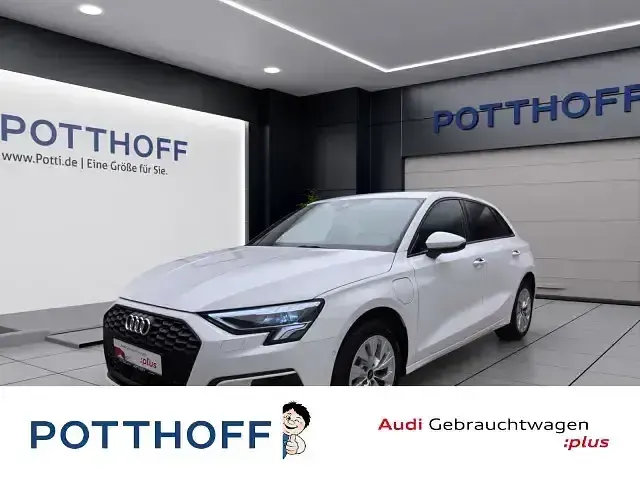 Gebraucht Audi A3 Sportback e-tron Comfort 204 PS (150 kW) 2023 Kleinwagen