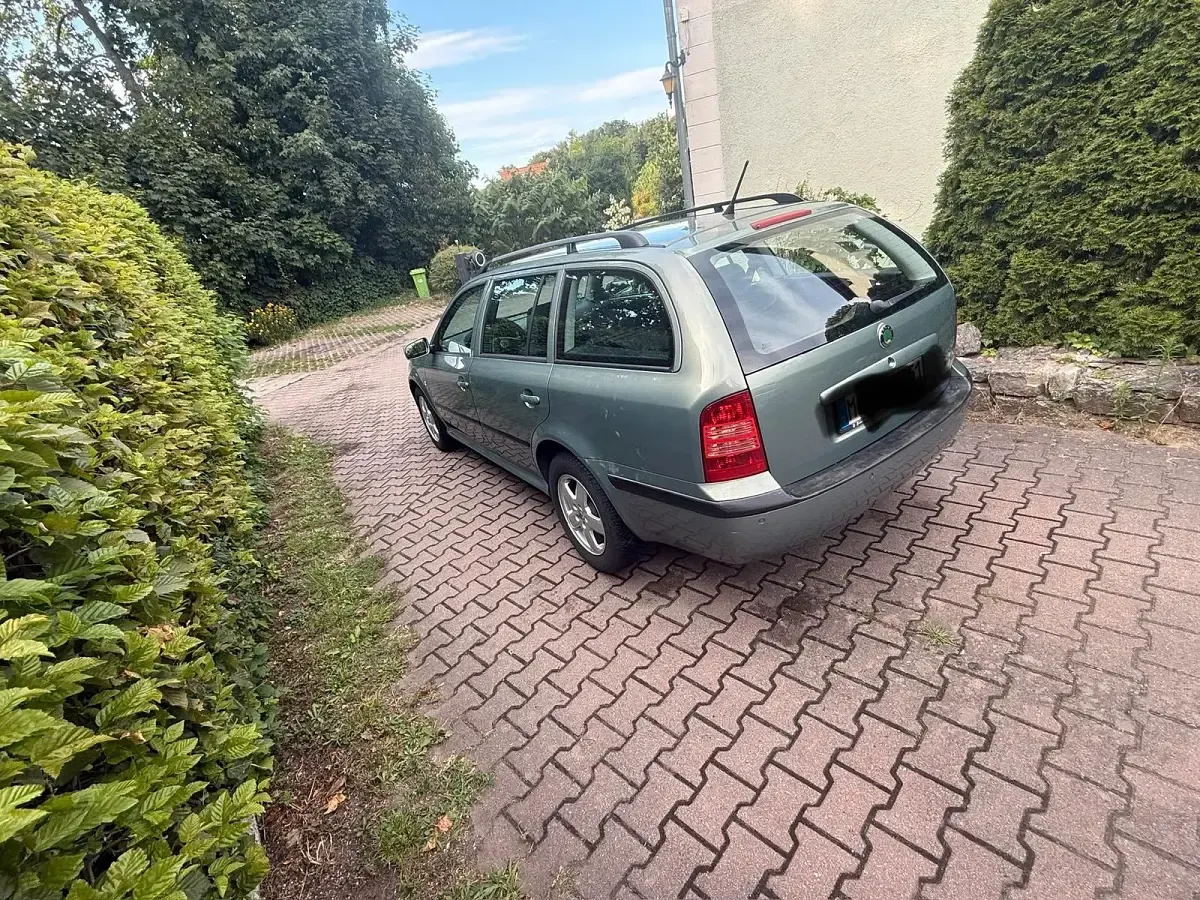 Gebraucht Skoda Octavia 90 PS (66 kW) 2002 Grün Kombi
