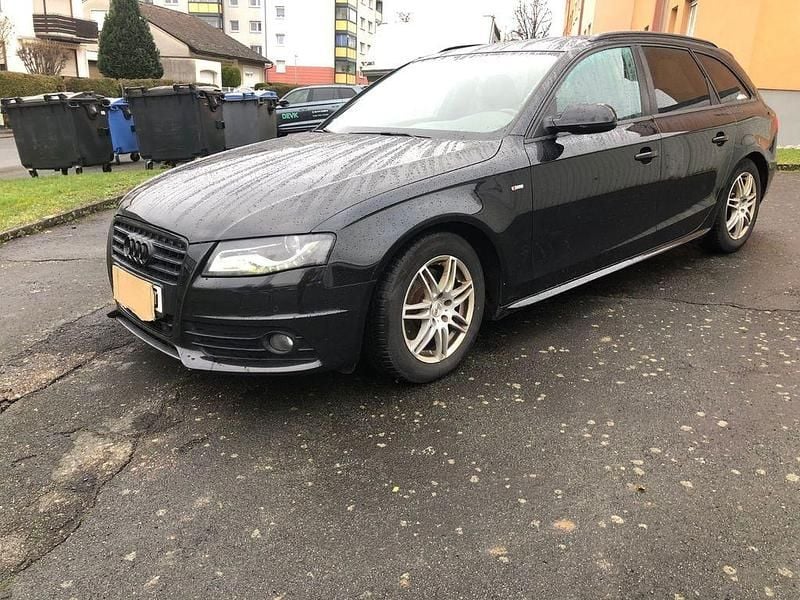 Schwarz Gebraucht 2011 Audi A4 S-Line Kombi | 7.690 € (Guter Preis) - Bild 1/4