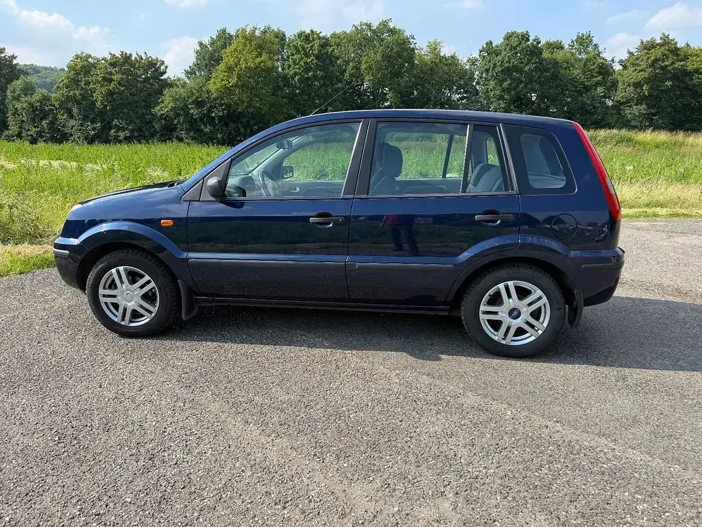 Gebraucht Ford Fusion 101 PS (74 kW) 2004 Blau Kleinwagen
