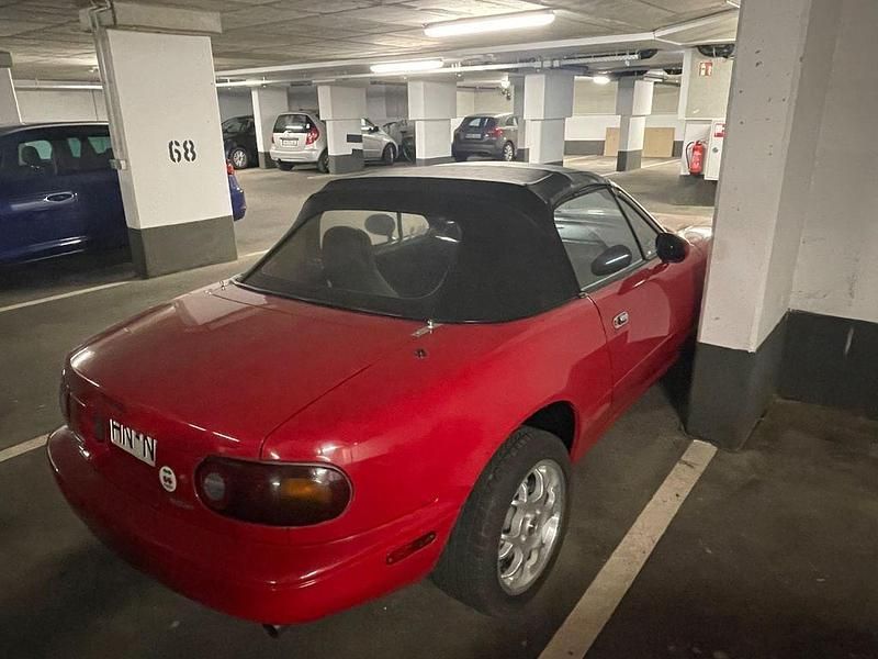 Gebraucht Mazda MX5 116 PS (85 kW) 1989 Rot Cabrio