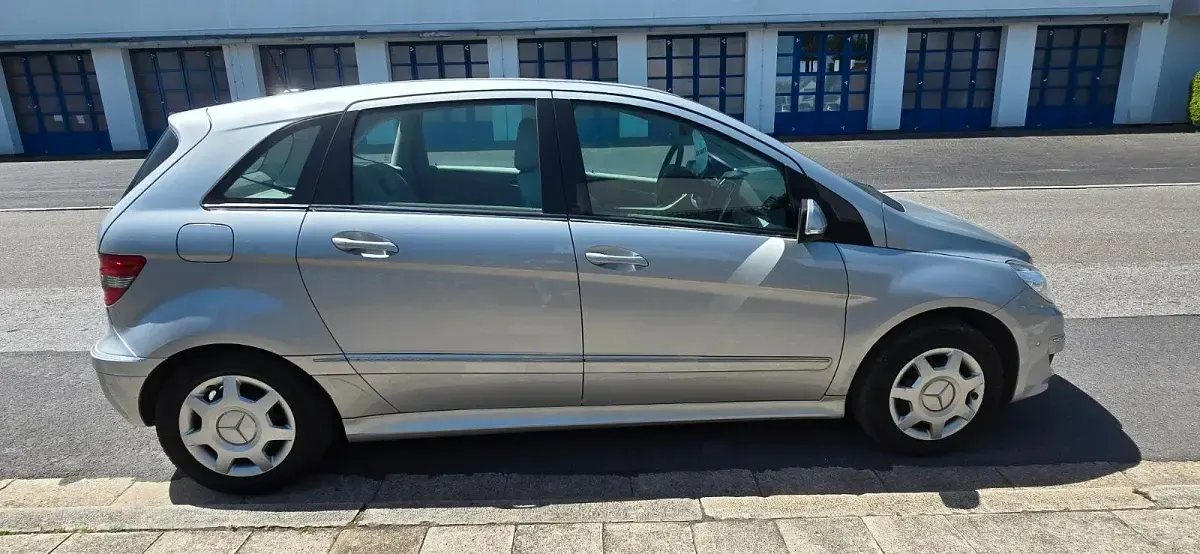 Gebraucht Mercedes B170 116 PS (85 kW) 2008 Grau Van / Kleinbus