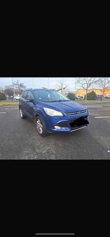 Grün Gebraucht 2014 Ford Kuga SUV | 7.499 € (Teuer) - Bild 1/4