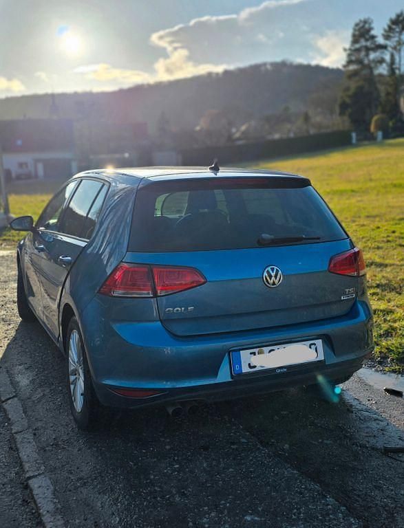 Gebraucht VW Golf VII Cup 125 PS (91 kW) 2014 Blau Limousine