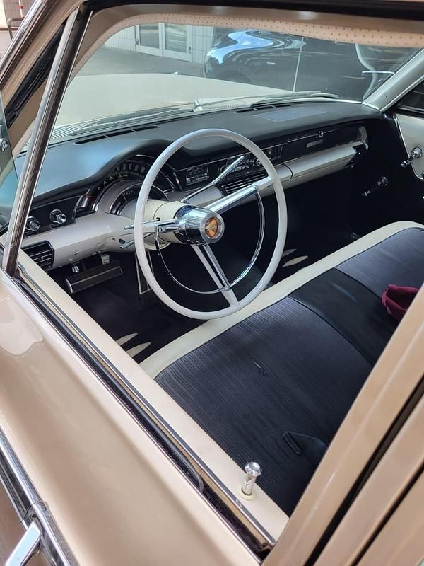 Gebraucht Chrysler Newport 300 PS (220 kW) 1965 Beige Limousine