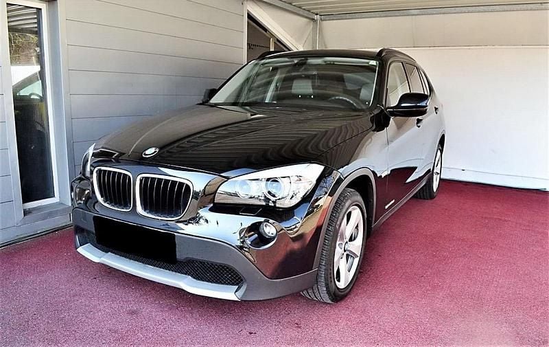 Schwarz Gebraucht 2011 BMW X1 SUV | 4.800 € (Superpreis) - Bild 1/4