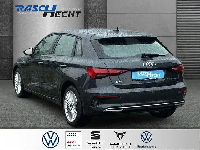 Gebraucht Audi A3 Advanced Plus 204 PS (150 kW) 2023 Grau Limousine