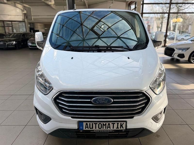 Gebraucht Ford Tourneo 131 PS (96 kW) 2018 Weiß Kombi