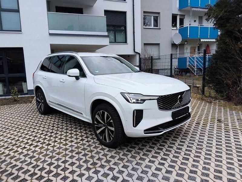Gebraucht Volvo XC90 Core 250 PS (183 kW) 2025 Weiß SUV