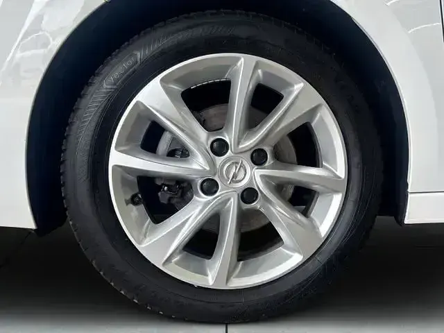 Gebraucht Opel Corsa Elegance 75 PS (55 kW) 2022 Weiss Kleinwagen