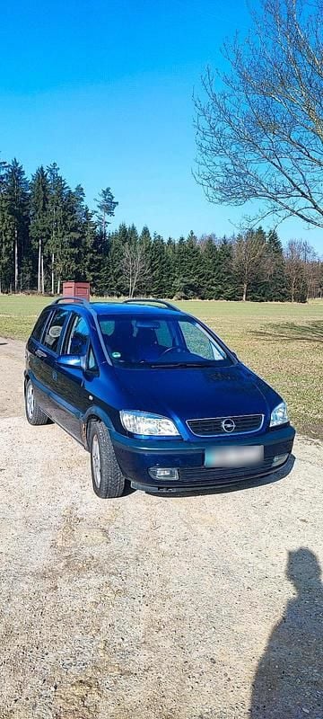 Gebraucht Opel Zafira 125 PS (91 kW) 2021 Blau Van / Kleinbus