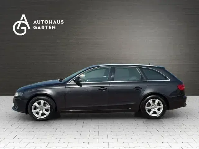 Gebraucht Audi A4 Attraction 160 PS (117 kW) 2008 Braun Kombi