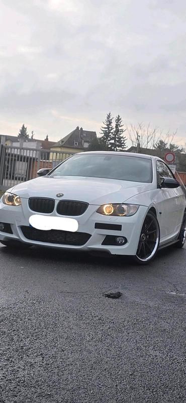 Gebraucht BMW 335 M Sport 306 PS (225 kW) 2007 Weiß Coupé