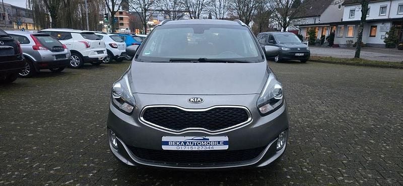 Titanium silver Gebraucht 2015 Kia Carens Vision Van / Kleinbus | 7.900 € (Guter Preis) - Bild 1/4