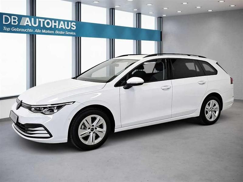 Weiß Gebraucht 2023 VW Golf VIII Life Kombi | 20.980 € (Fairer Preis) - Bild 1/4