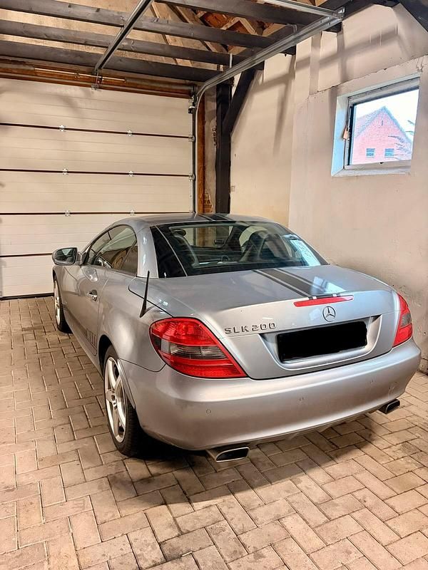 Second-hand Mercedes SLK200 185 CP (136 kW) 2009 Gri Cabrio