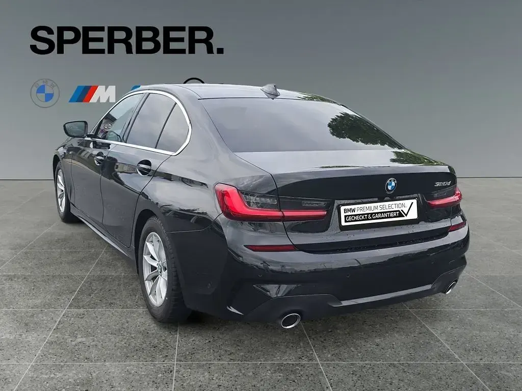 Gebraucht BMW 320 Performance 190 PS (139 kW) 2022 Schwarz Limousine