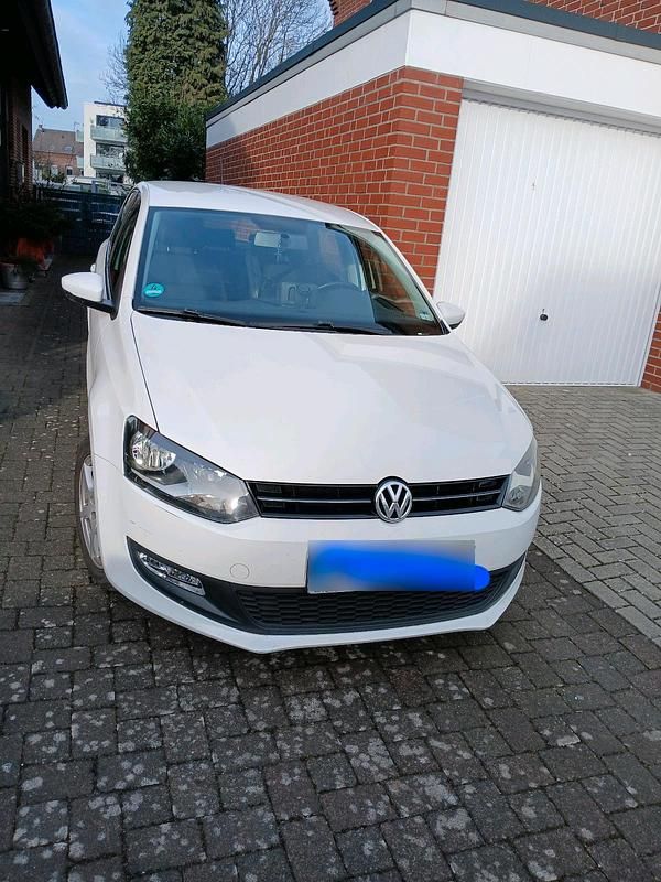 Gebraucht VW Polo 85 PS (62 kW) 2013 Weiß Kleinwagen
