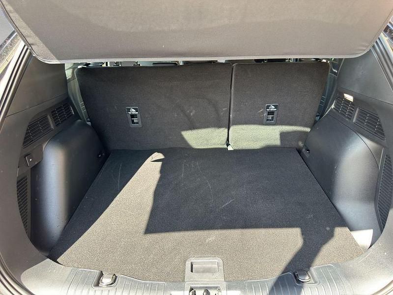 Gebraucht Ford Kuga ST-Line 151 PS (111 kW) 2024 Agate black metallic SUV