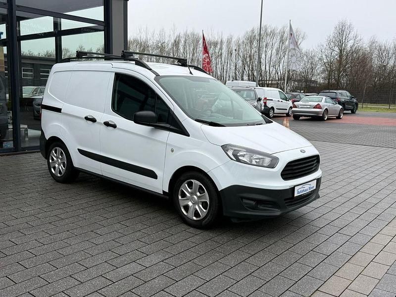 Gebraucht Ford Transit Basis 101 PS (74 kW) 2017 Weiß Van / Kleinbus