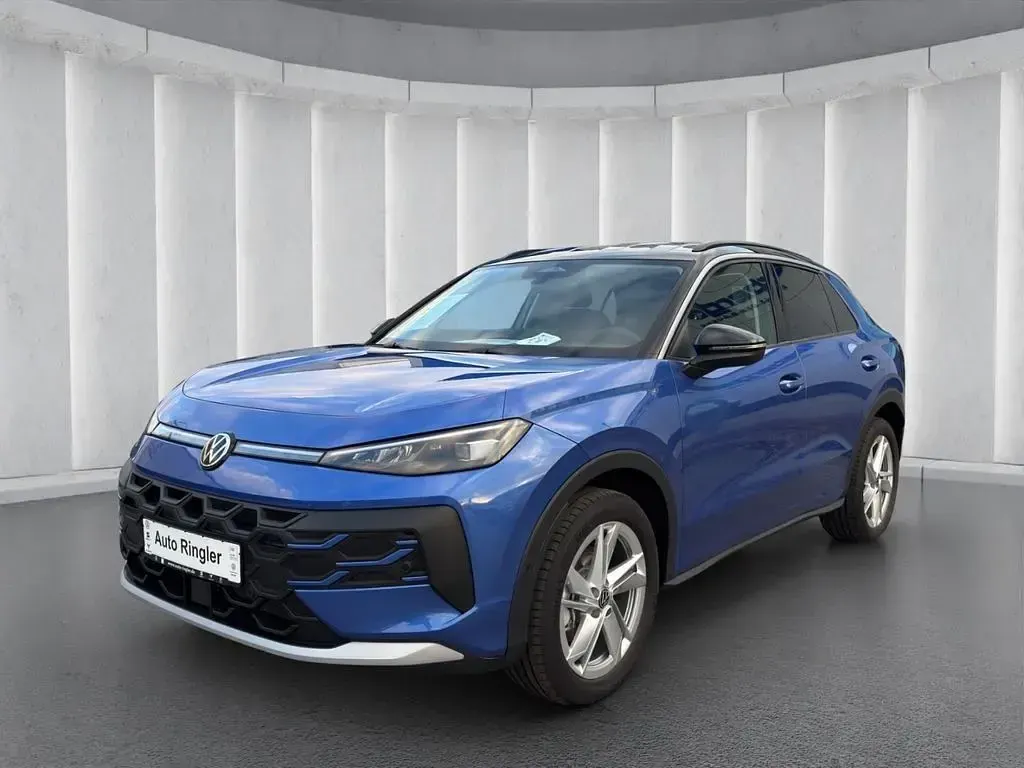 Gebraucht VW T-Roc Life 150 PS (110 kW) 2025 Blau SUV