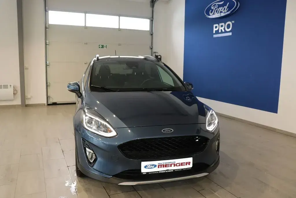 Gebraucht Ford Fiesta Active X 95 PS (69 kW) 2020 Blau Kleinwagen